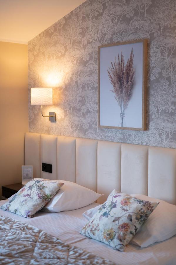 Zloty Staw Bed and Breakfast Borkowo  Buitenkant foto