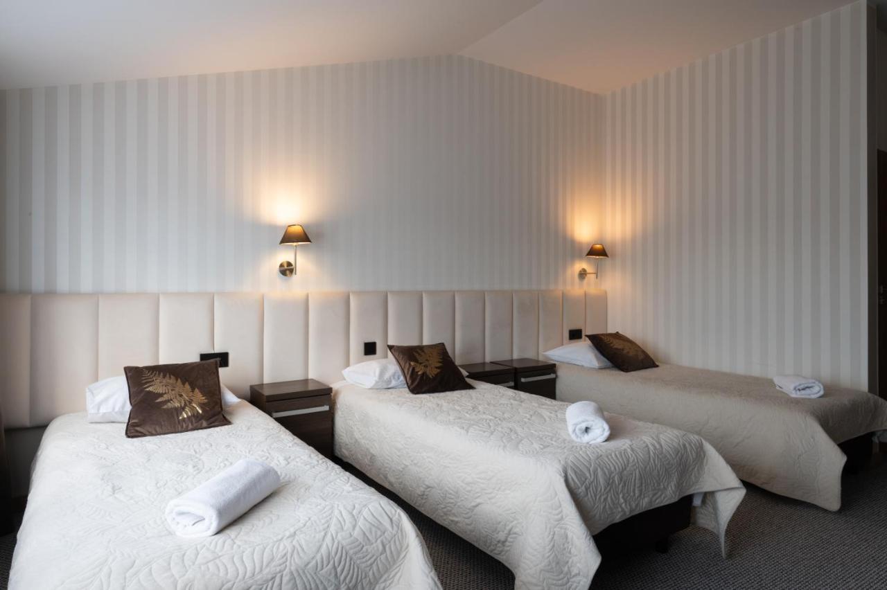 Zloty Staw Bed and Breakfast Borkowo  Buitenkant foto