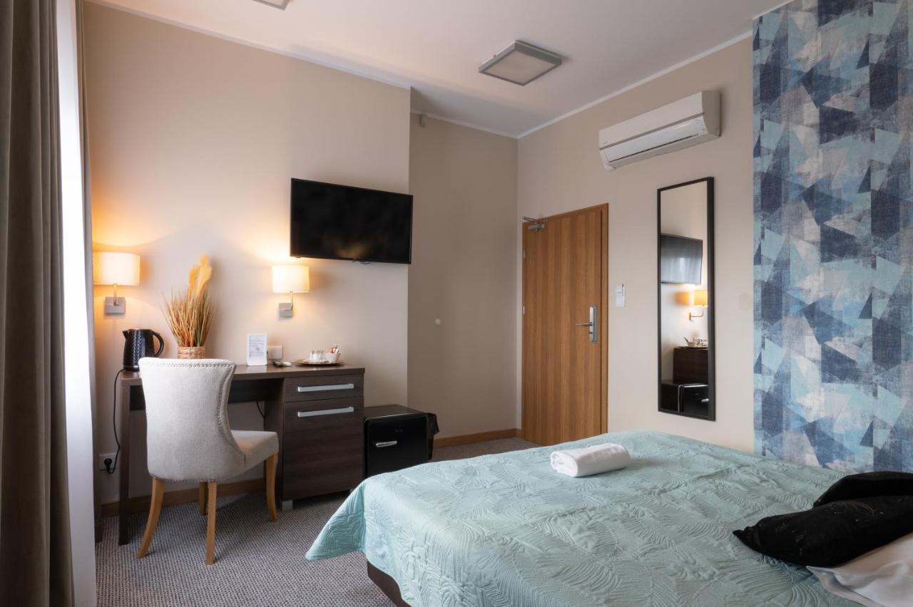 Zloty Staw Bed and Breakfast Borkowo  Buitenkant foto