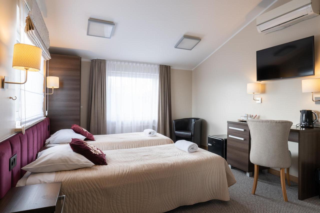 Zloty Staw Bed and Breakfast Borkowo  Buitenkant foto