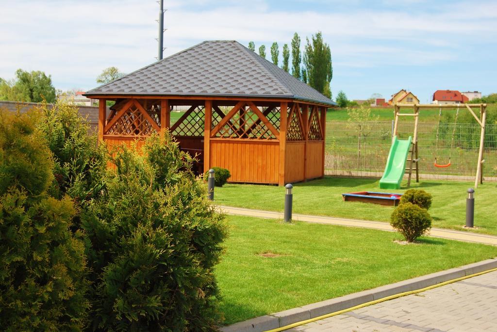 Zloty Staw Bed and Breakfast Borkowo  Buitenkant foto