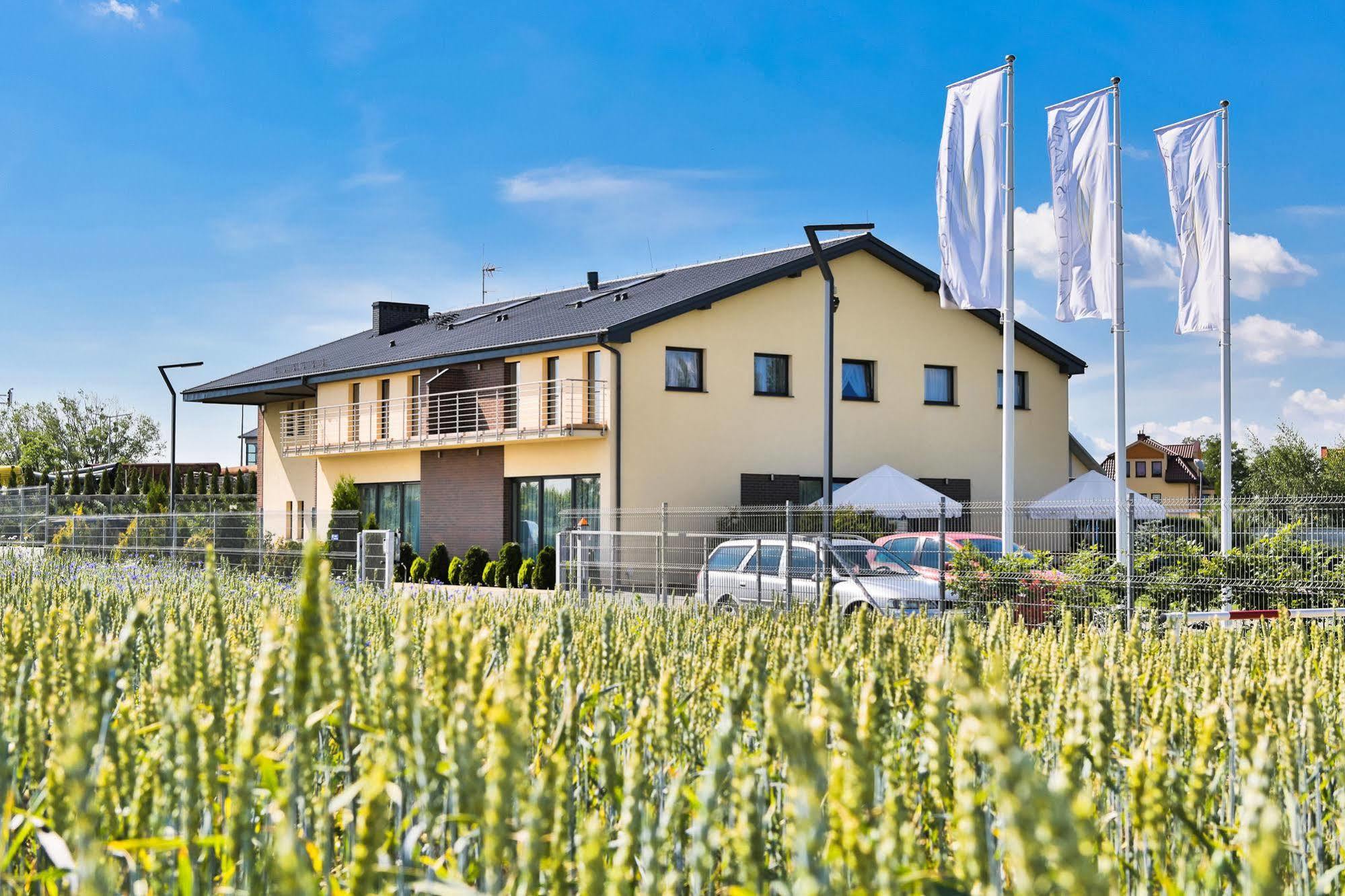 Zloty Staw Bed and Breakfast Borkowo  Buitenkant foto